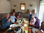 FZ008460 Hans, Pepijn, Machteld, Marijn and Jenni eating tea.jpg